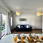 Apartmán 4 With Pool By Homing